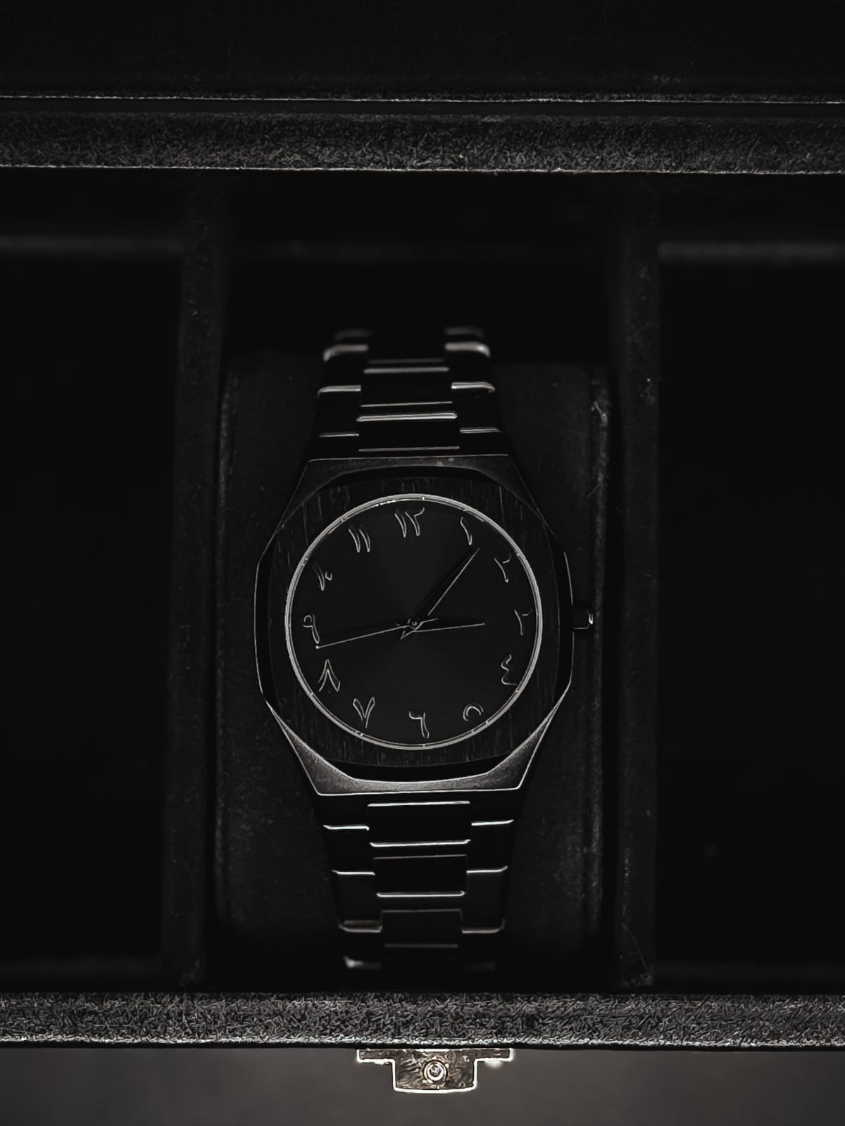 Metal Aura Watch – Arabic Dial | Luxury Matte Black Timepiece (9229-W1)