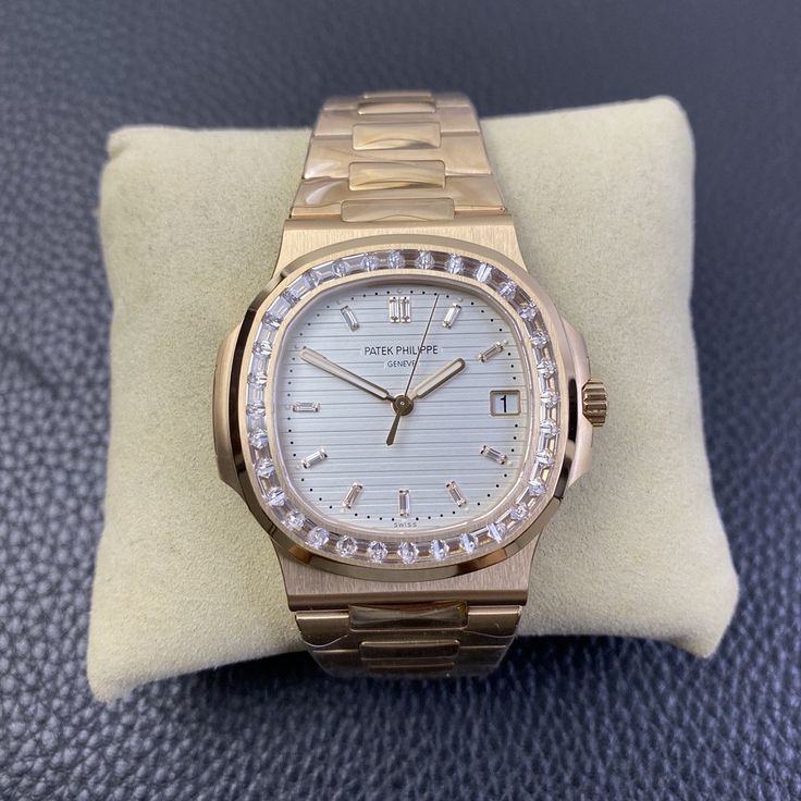 Patek Philippe Geneve Premium Watch (9229-W4)